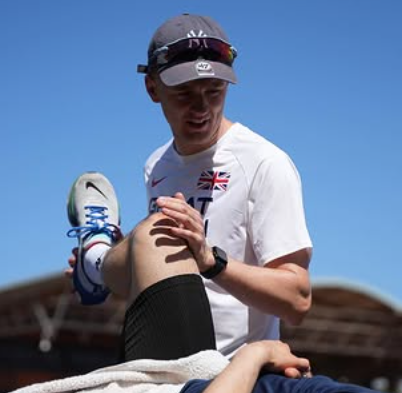 Ben, Lead Therapist